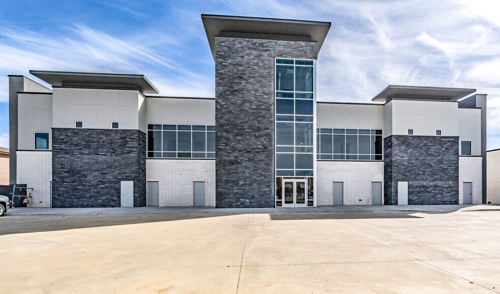 350 Matlock Rd, Mansfield, TX à louer - Photo du bâtiment - Image 3 de 9