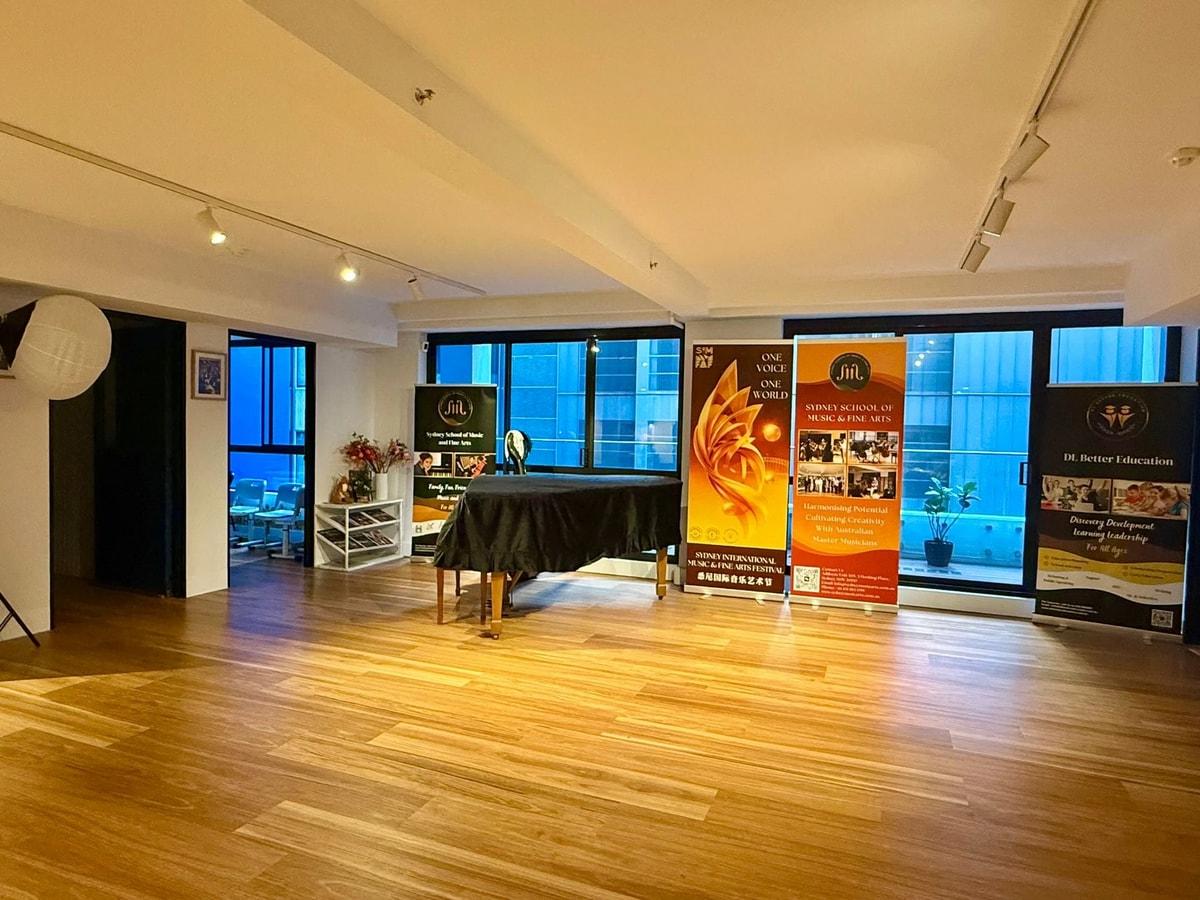 3 Hosking Pl, Sydney, NSW 2000 - Unit 5.05 - - Interior Photo - Image 2 of 5
