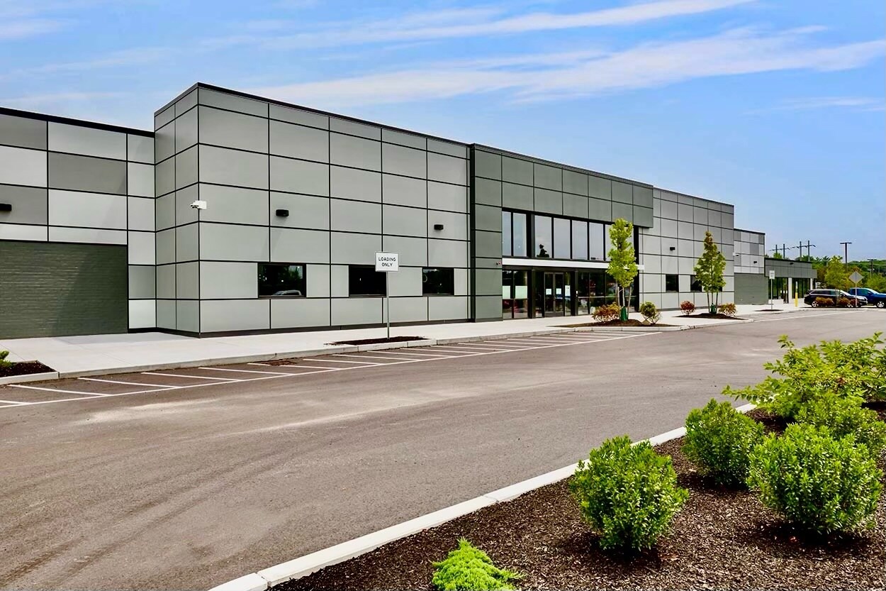 196 E Main St, Milford, MA à louer Photo du bâtiment- Image 1 de 10