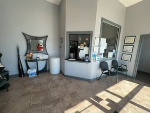 2760-2772 N Grandview Ave, Odessa, TX à louer - Vidéo sur l’inscription commerciale 