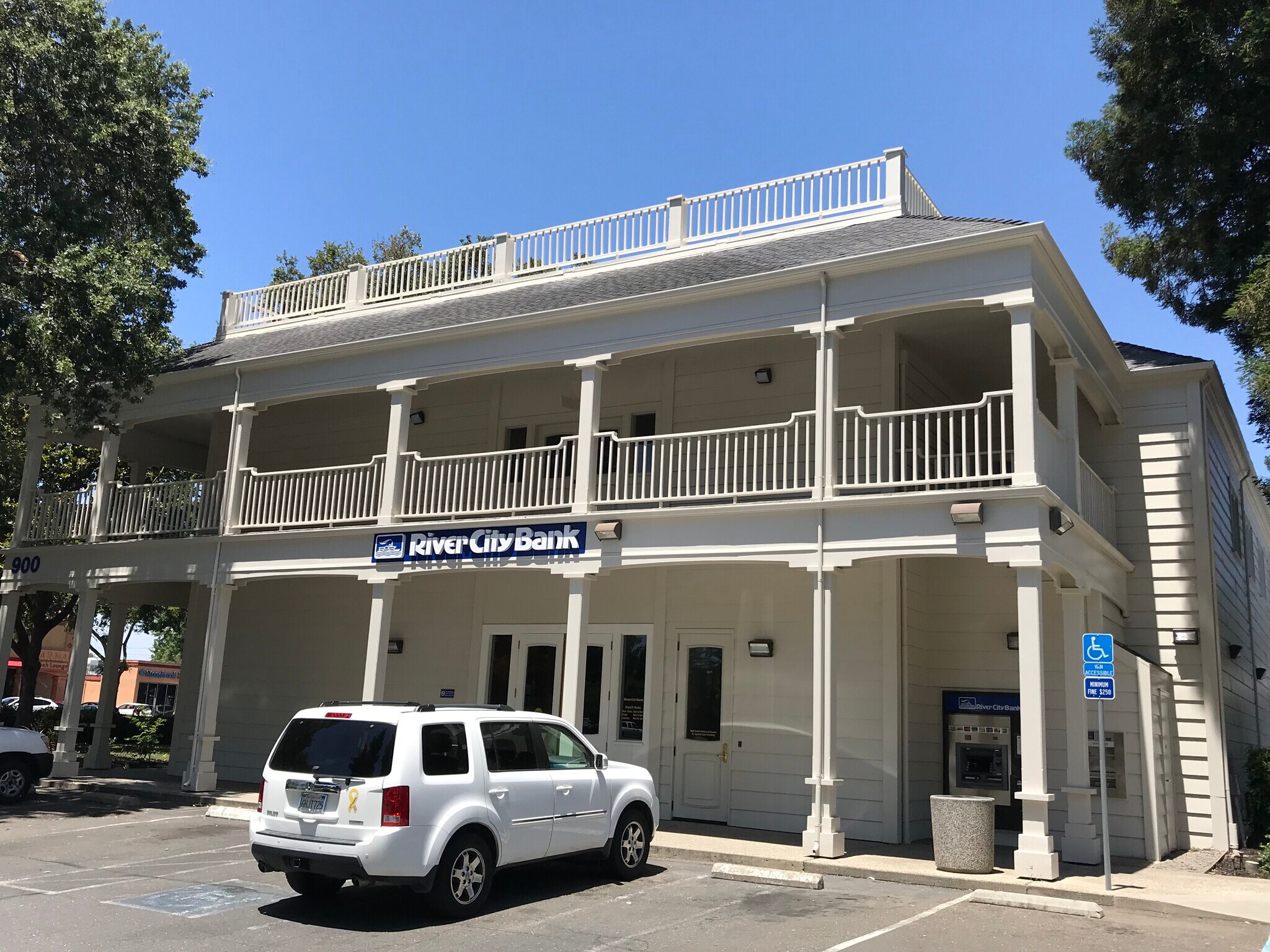 900 Howe Ave, Sacramento, CA for lease Building Photo- Image 1 of 8