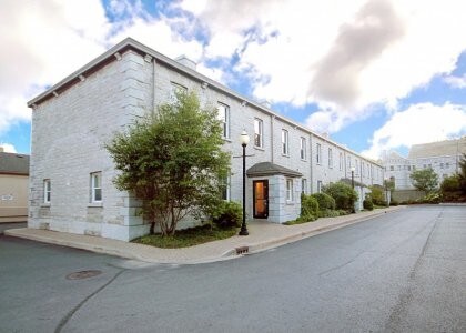 348 Bagot St, Kingston, ON à vendre - Photo principale - Image 1 de 1