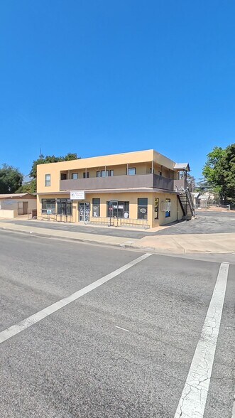 1002 Beaumont Ave, Beaumont, CA à vendre - Vidéo sur l’inscription commerciale - Image 2 de 4