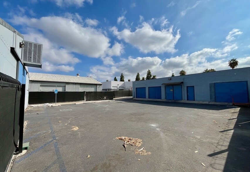 3640 Chicago Ave, Riverside, CA for lease - Building Photo - Image 3 of 7