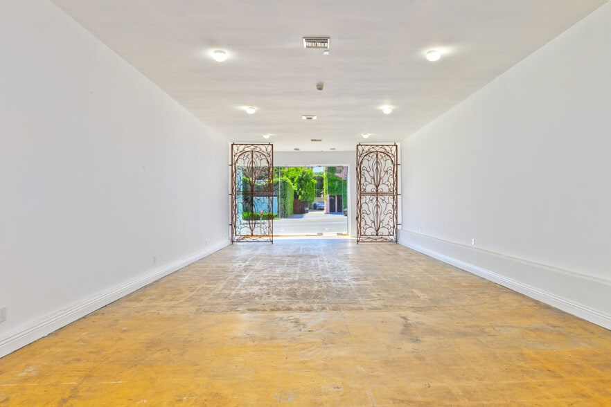 926-928 N La Cienega Blvd, West Hollywood, CA for lease - Interior Photo - Image 3 of 8