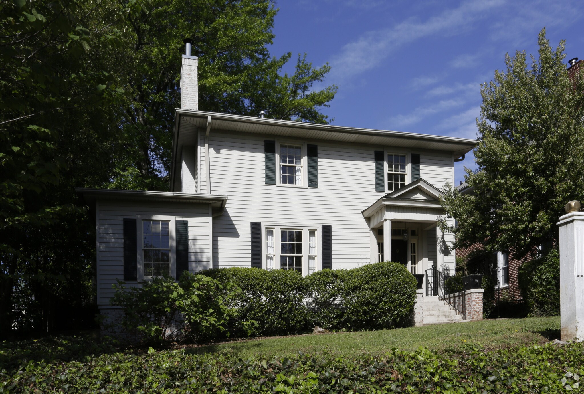 9 Toy St, Greenville, SC à vendre Photo principale- Image 1 de 49