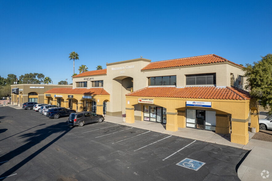 2921 E Fort Lowell Rd, Tucson, AZ à louer - Photo du bâtiment - Image 1 de 8