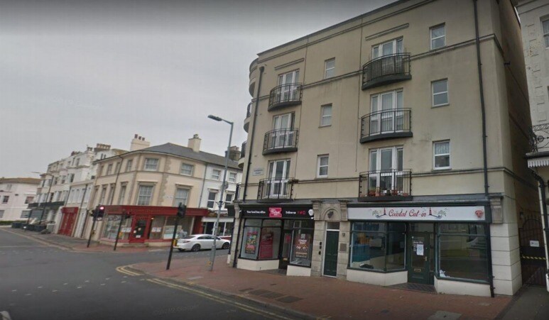 23A Cavendish Pl, Eastbourne à louer Photo principale- Image 1 de 2