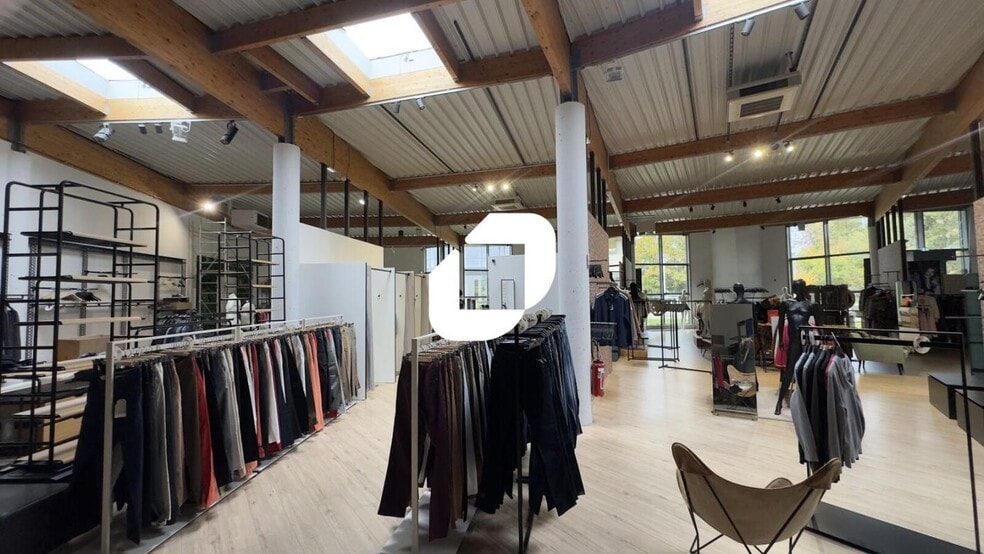 1 Rue De L'Expansion, Obernai for lease - Interior Photo - Image 2 of 8