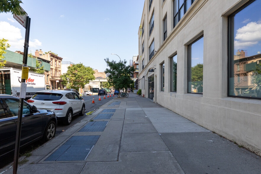 1000 Dean St, Brooklyn, NY for lease - Building Photo - Image 2 of 29