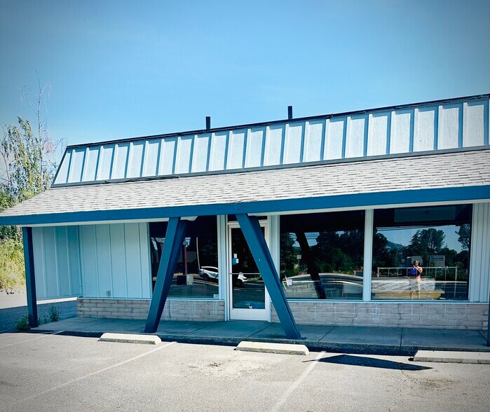 416-418 N Main St, Angels Camp, CA à vendre - Photo du bâtiment - Image 2 de 17