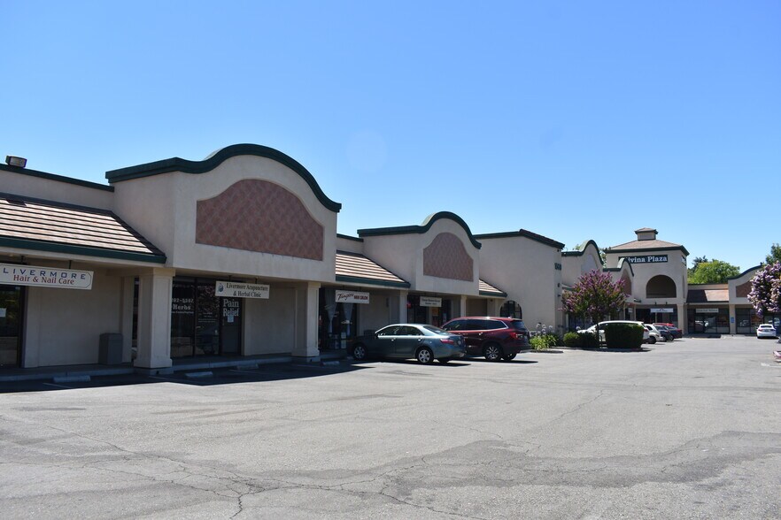 1569 Olivina Ave, Livermore, CA à louer - Photo du bâtiment - Image 3 de 3