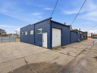 More details for 828 W 14 Mile Rd, Clawson, MI - Industrial for Lease