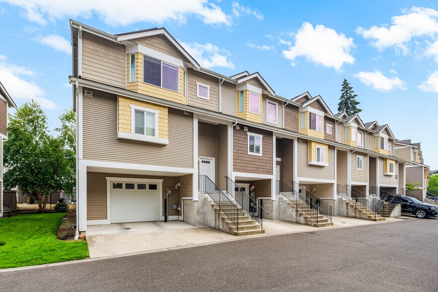 18002 Lipoma Firs E, Puyallup, WA à vendre - Photo du bâtiment - Image 2 de 23