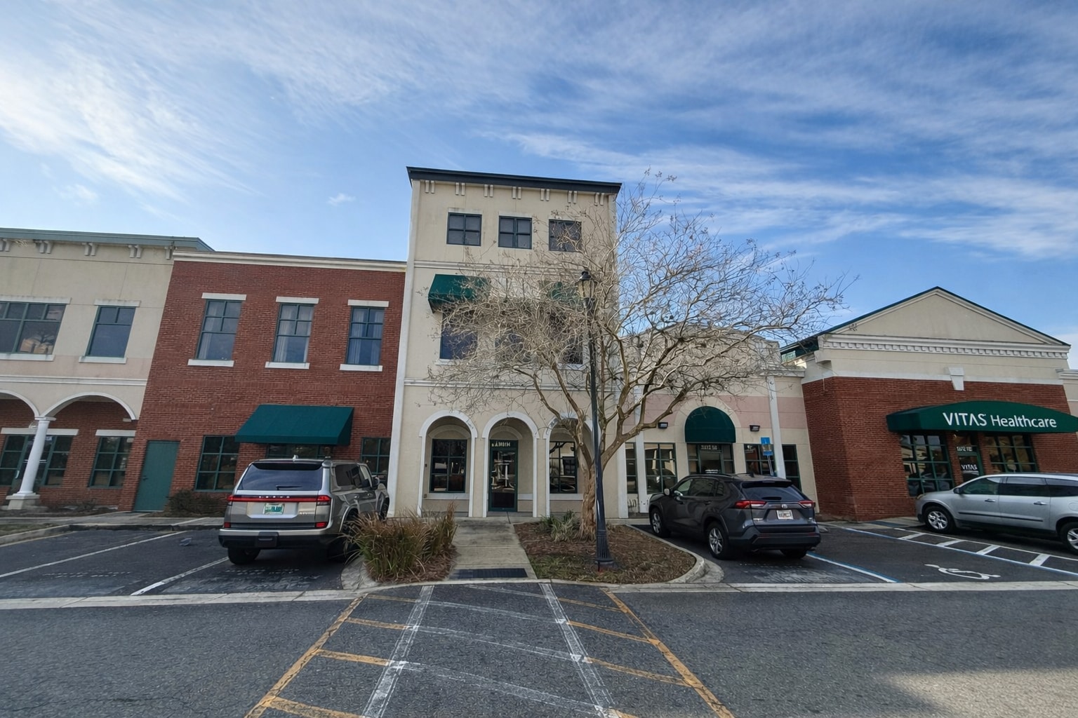 960194 Gateway Blvd, Fernandina Beach, FL for lease Primary Photo- Image 1 of 34