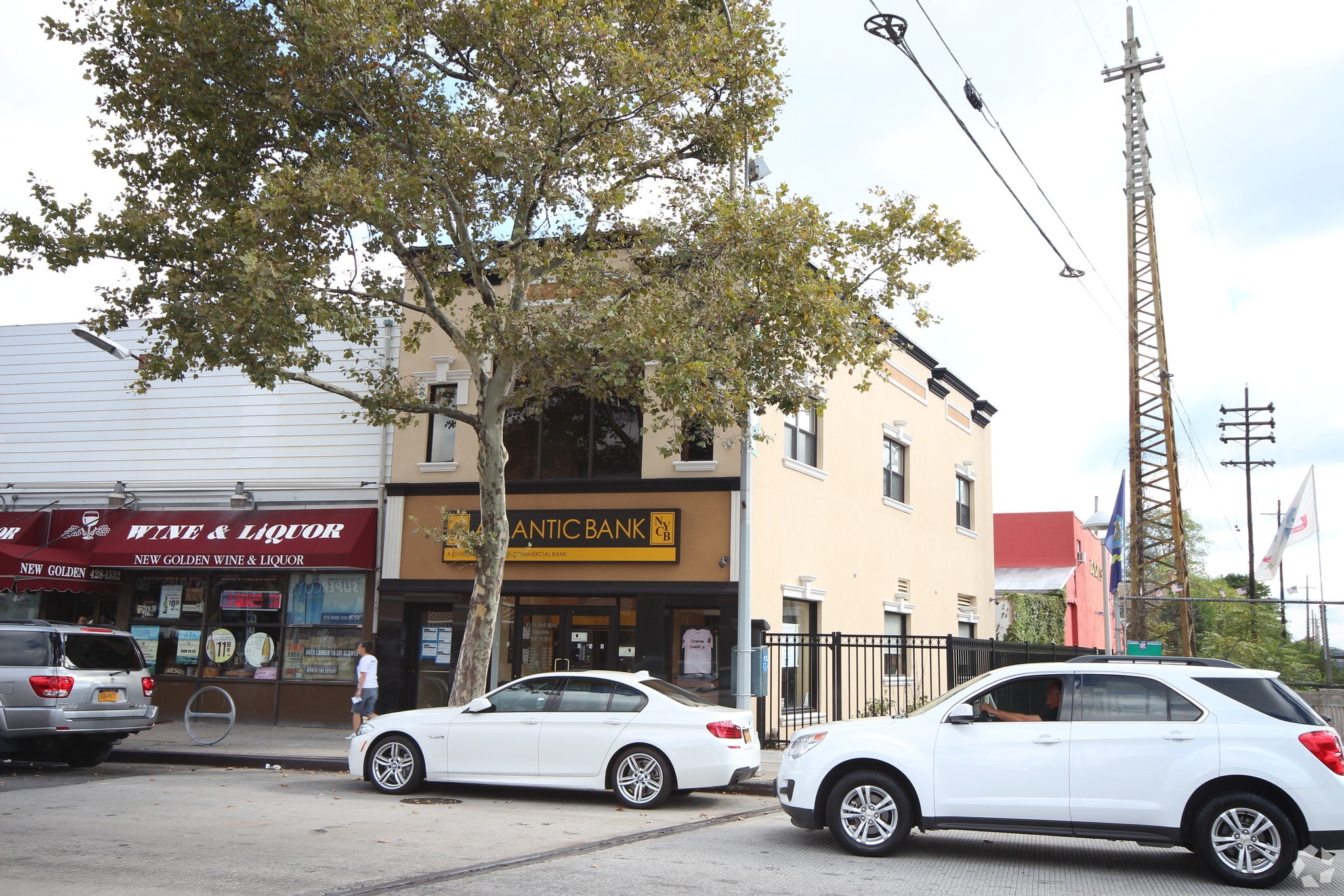 41-11 Bell Blvd, Bayside, NY for lease Building Photo- Image 1 of 3
