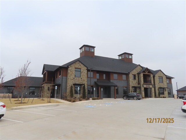 4240 28th Ave NW, Norman, OK à vendre Photo principale- Image 1 de 4