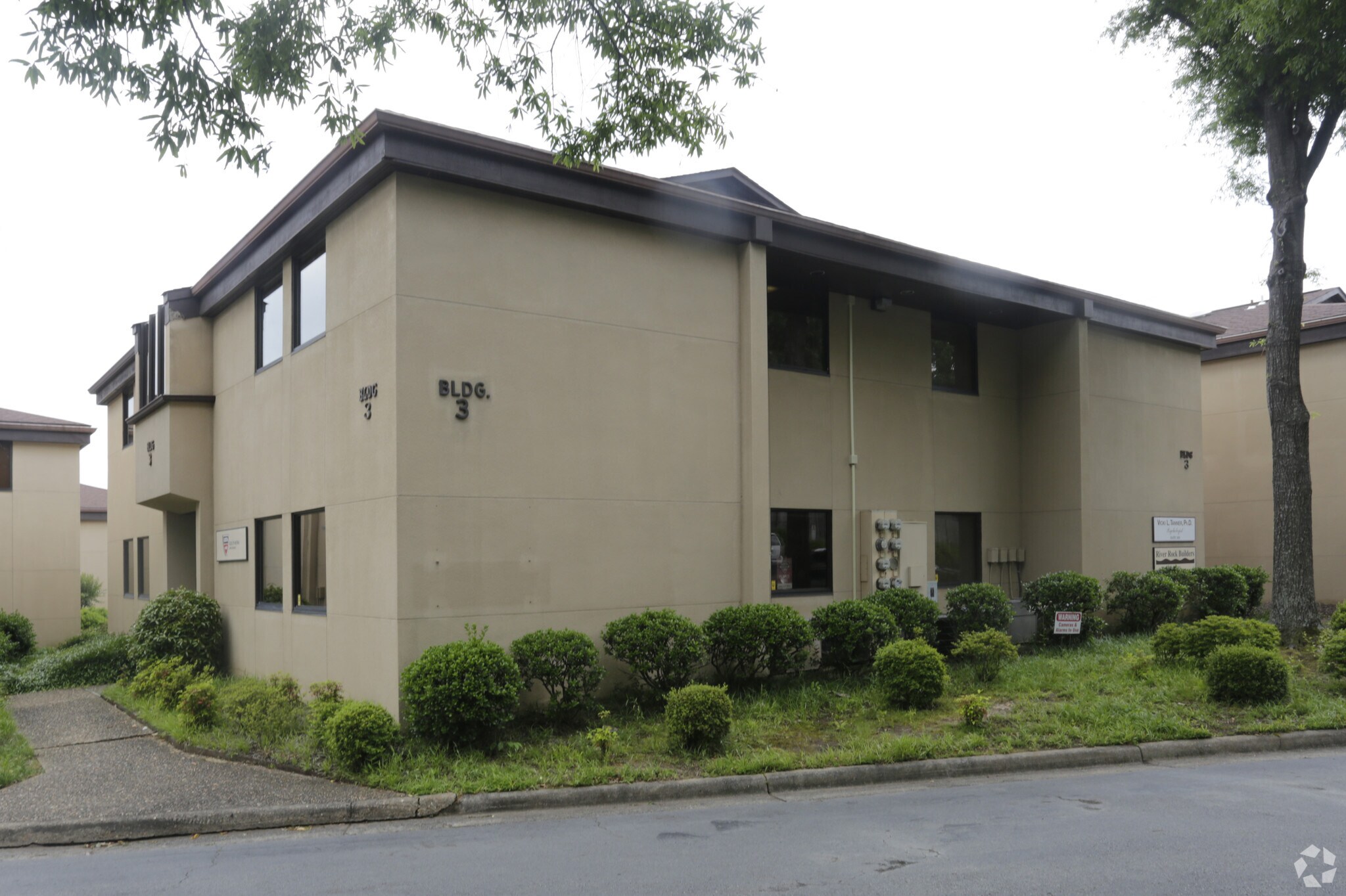 2024 Arkansas Valley Dr, Little Rock, AR à vendre Photo du bâtiment- Image 1 de 13