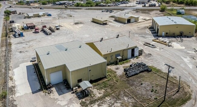 Plus de détails pour 255 Loop 517, Carrizo Springs, TX - Flex à vendre