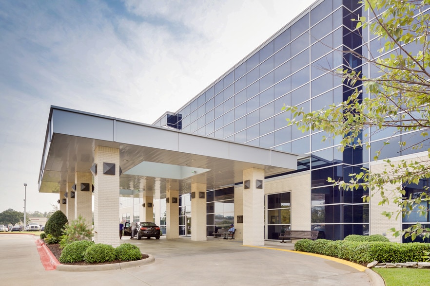 1105 W Frank Ave, Lufkin, TX à louer - Autre - Image 2 de 19