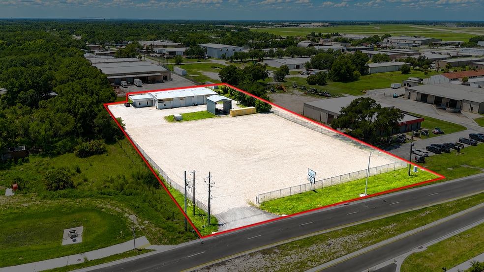 2702 Drane Field Rd, Lakeland, FL for lease - Building Photo - Image 3 of 14