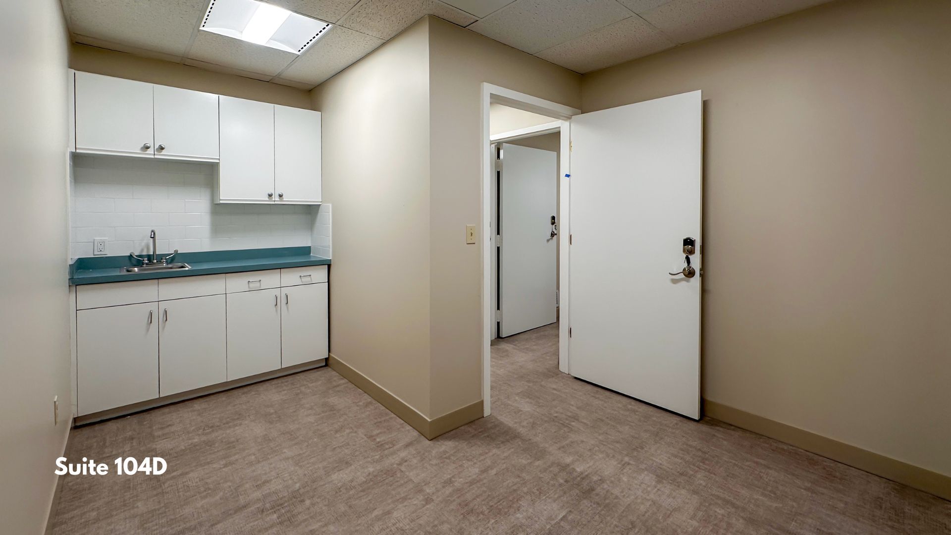 60 Westwood Ave, Waterbury, CT for lease Interior Photo- Image 1 of 21