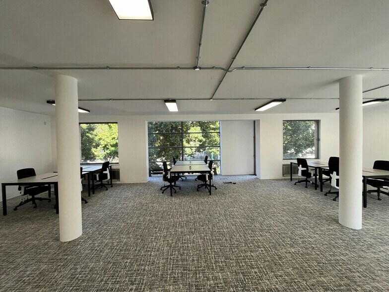 87 Lancaster Rd, Londres à louer - Photo du bâtiment - Image 3 de 9