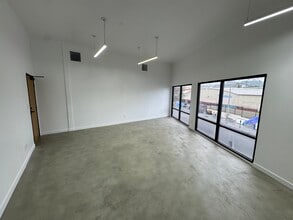 2310 Pasadena Ave, Los Angeles, CA for lease Interior Photo- Image 1 of 3