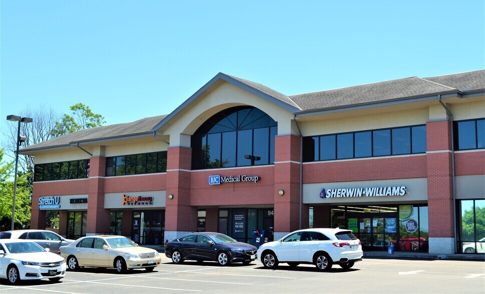 9420-9450 Manchester Rd, Saint Louis, MO for lease - Building Photo - Image 1 of 13