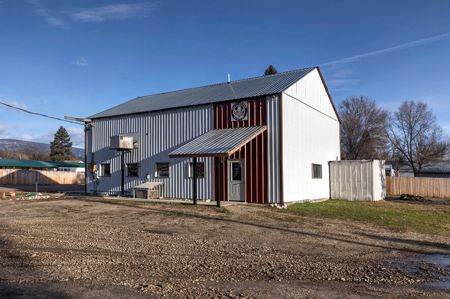 308 E Tanner Ave, Darby, MT à vendre - Photo du bâtiment - Image 1 de 19