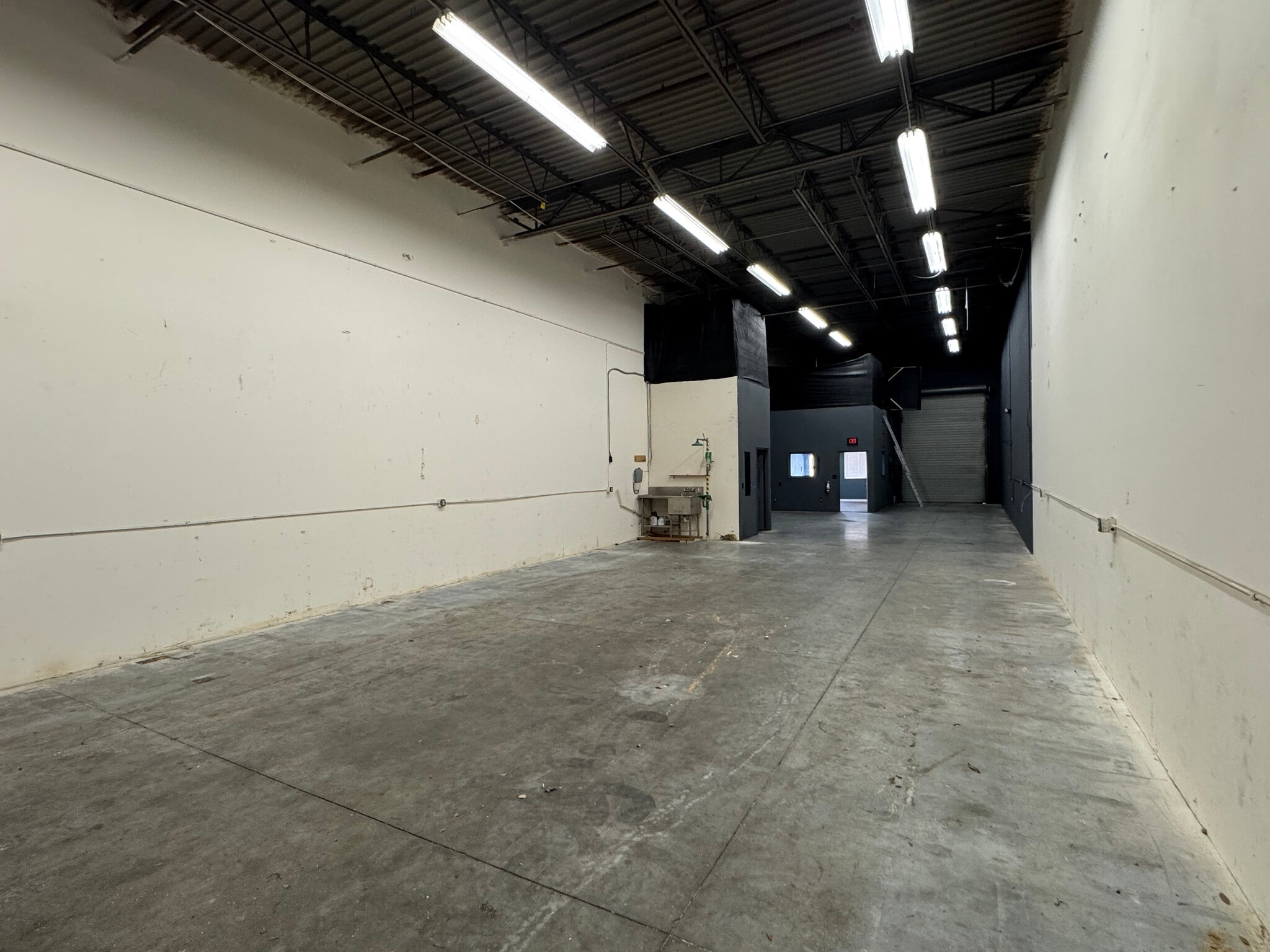 7657-7675 SW Ellipse, Stuart, FL for lease Interior Photo- Image 1 of 5