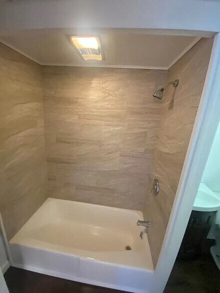 73 Southgate St, Worcester, MA à vendre - Photo intérieure - Image 3 de 48