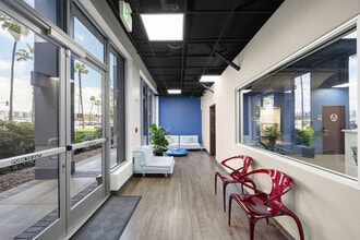 400 W Ocean Blvd, Long Beach, CA for lease Interior Photo- Image 1 of 18