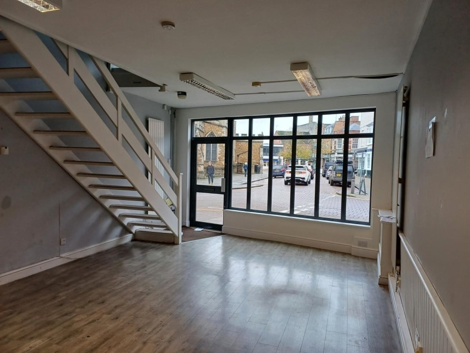 2 Roman Way, Market Harborough à louer Photo intérieure- Image 1 de 4