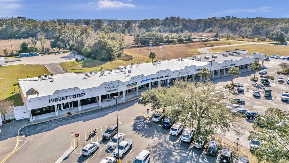 2197 NW 11th Dr, Chiefland, FL à louer - Photo du bâtiment - Image 3 de 13