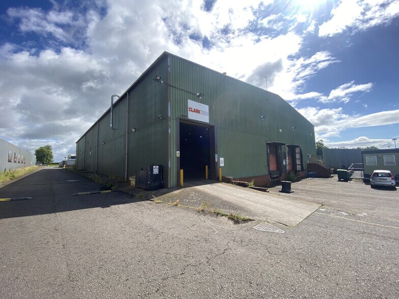 Irongray Rd, Dumfries à vendre - Photo du bâtiment - Image 2 de 6