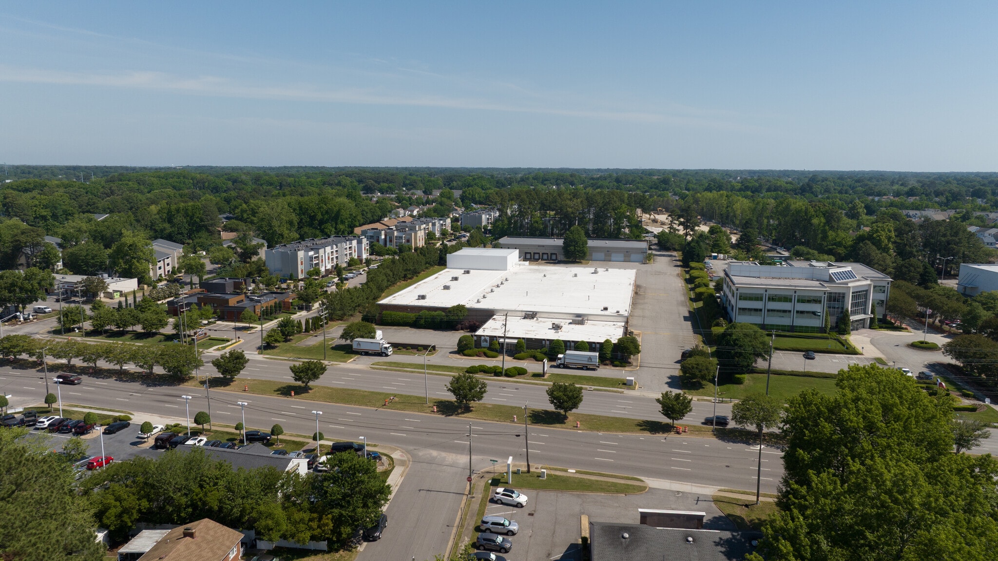 5400-5404 Virginia Beach Blvd, Virginia Beach, VA à louer Photo intérieure- Image 1 de 6