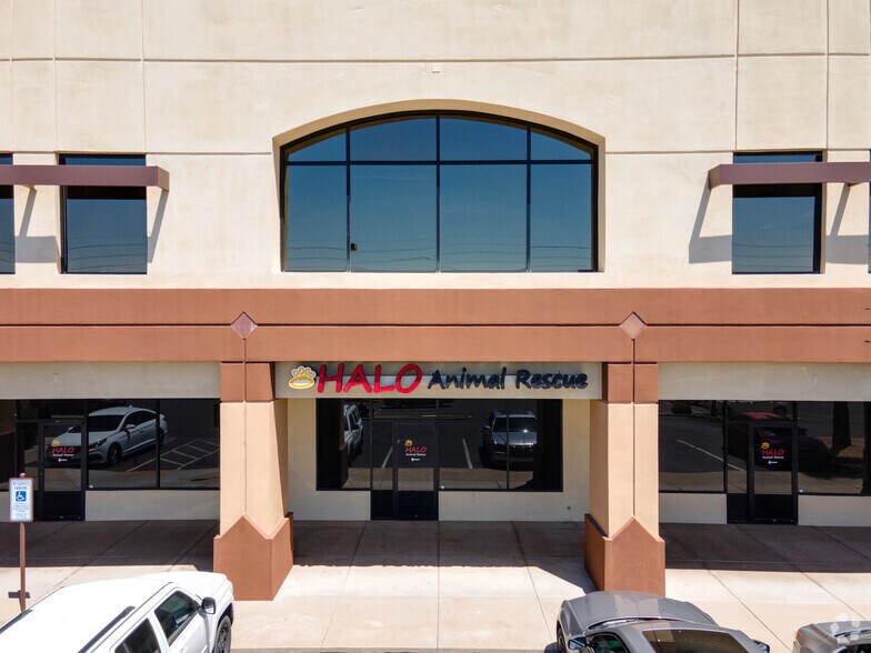 3227 E Bell Rd, Phoenix, AZ à vendre - Photo du bâtiment - Image 3 de 6