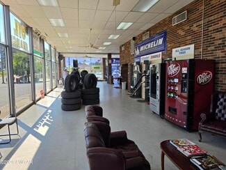 Plus de détails pour 1034 Mineral Wells Ave, Paris, TN - Commerce de détail à vendre