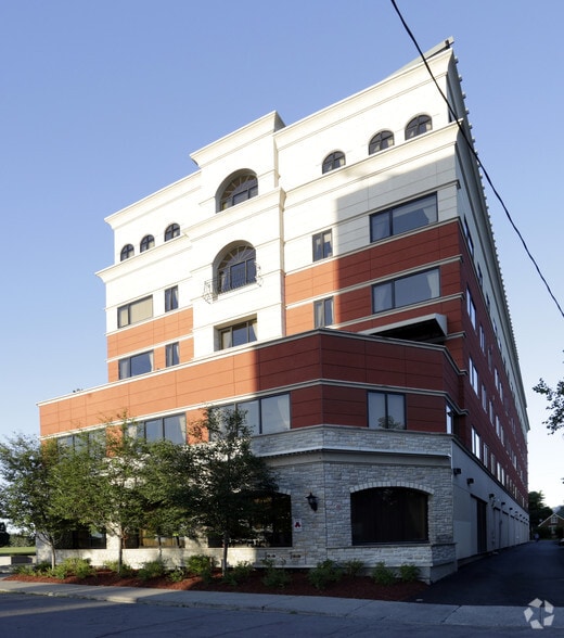 1095 Carling Ave, Ottawa, ON à vendre - Photo du bâtiment - Image 3 de 5