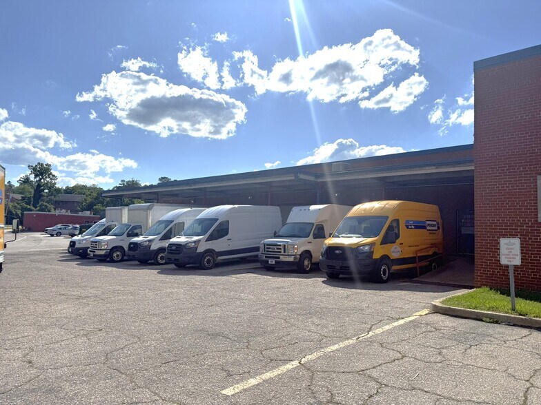 1113 Capital Blvd, Raleigh, NC à vendre - Photo du bâtiment - Image 2 de 10