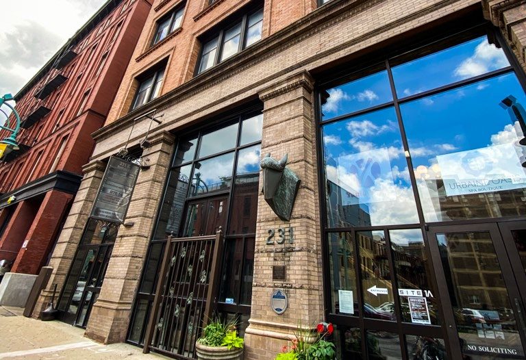 231 E Buffalo St, Milwaukee, WI for sale - Building Photo - Image 3 of 14