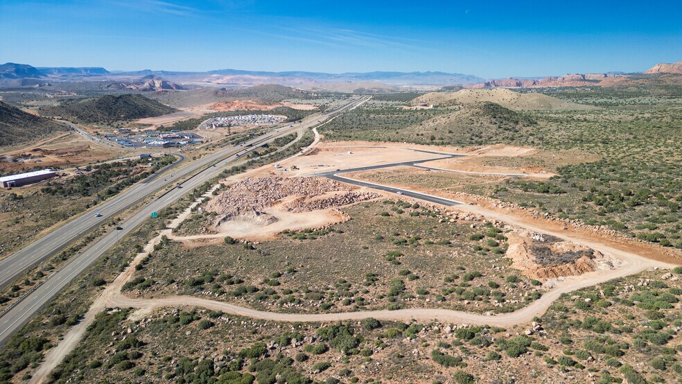 N Hwy 17, Toquerville, UT à vendre - Photo du bâtiment - Image 3 de 10