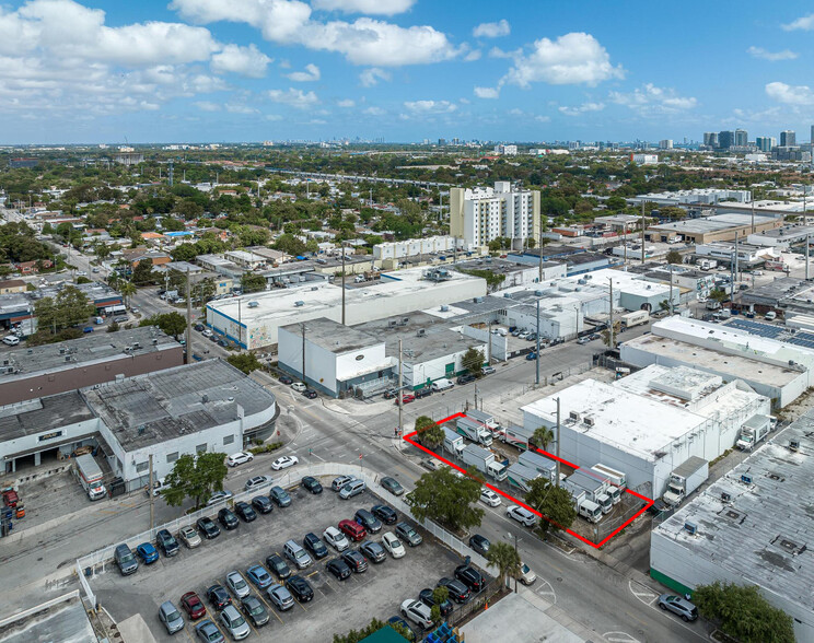 1390 NW 22nd St, Miami, FL for sale - Aerial - Image 3 of 4