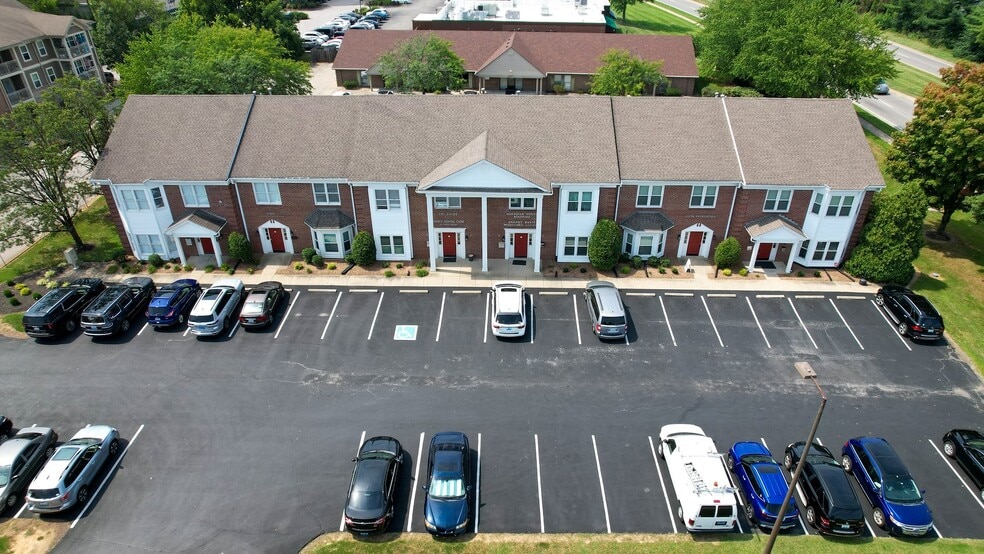 2821 S Hurstbourne Pky, Louisville, KY à vendre - Photo du bâtiment - Image 1 de 6