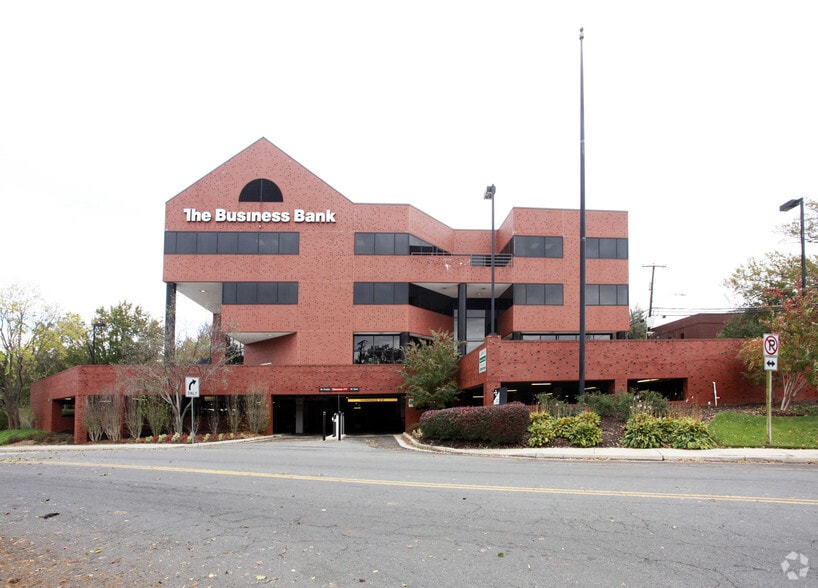 1451 Dolley Madison Blvd, McLean, VA for lease - Building Photo - Image 2 of 4