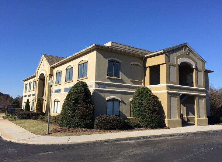 2395 Wall St SE, Conyers, GA à louer Photo principale- Image 1 de 19