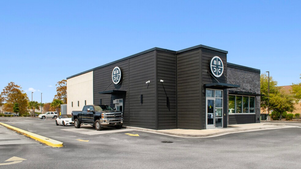 118 Loyola Dr, Myrtle Beach, SC à vendre - Photo du bâtiment - Image 3 de 5