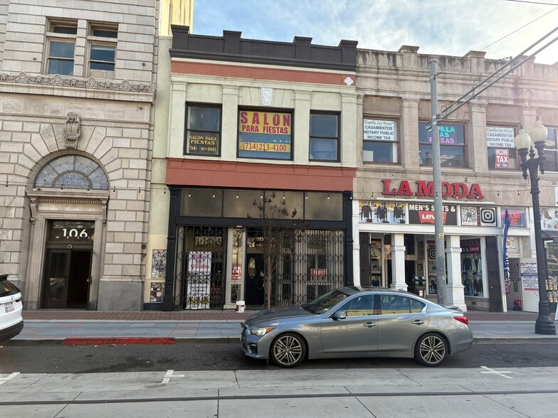 108 W 4th St, Santa Ana, CA for lease - Building Photo - Image 1 of 6