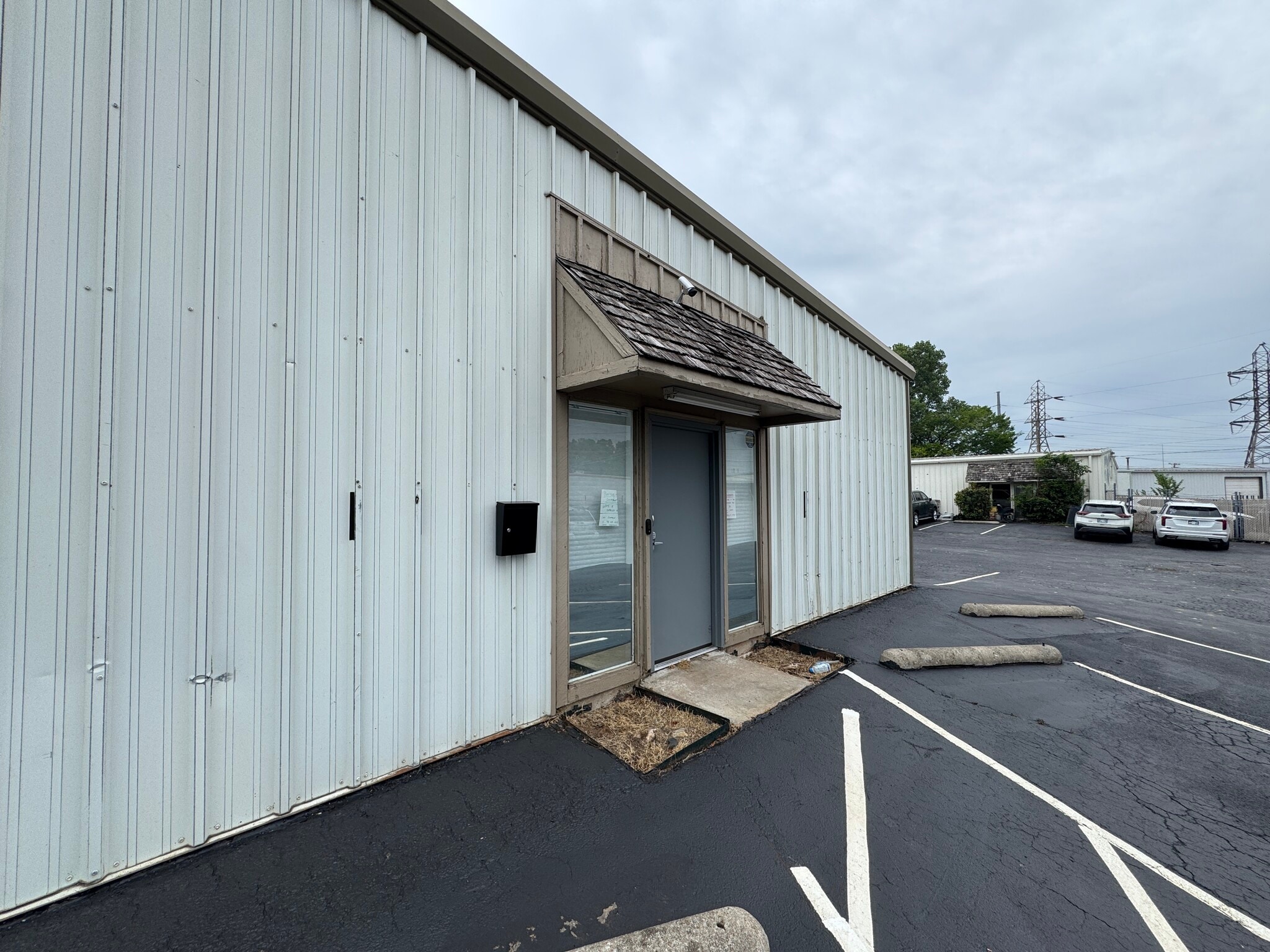 6547 E Skelly Dr, Tulsa, OK à louer Photo intérieure- Image 1 de 11